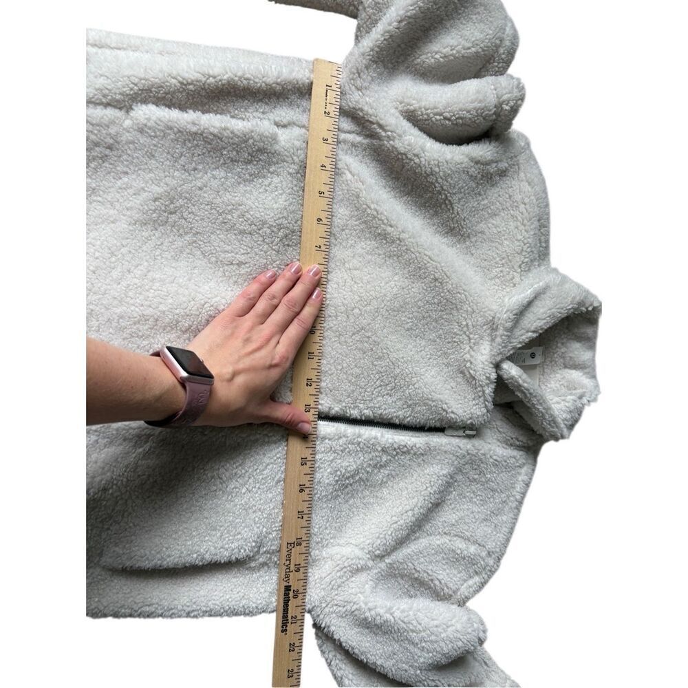 Lululemon Textured Fleece Collared Jacket size 2 Bone - Picture 8 of 16